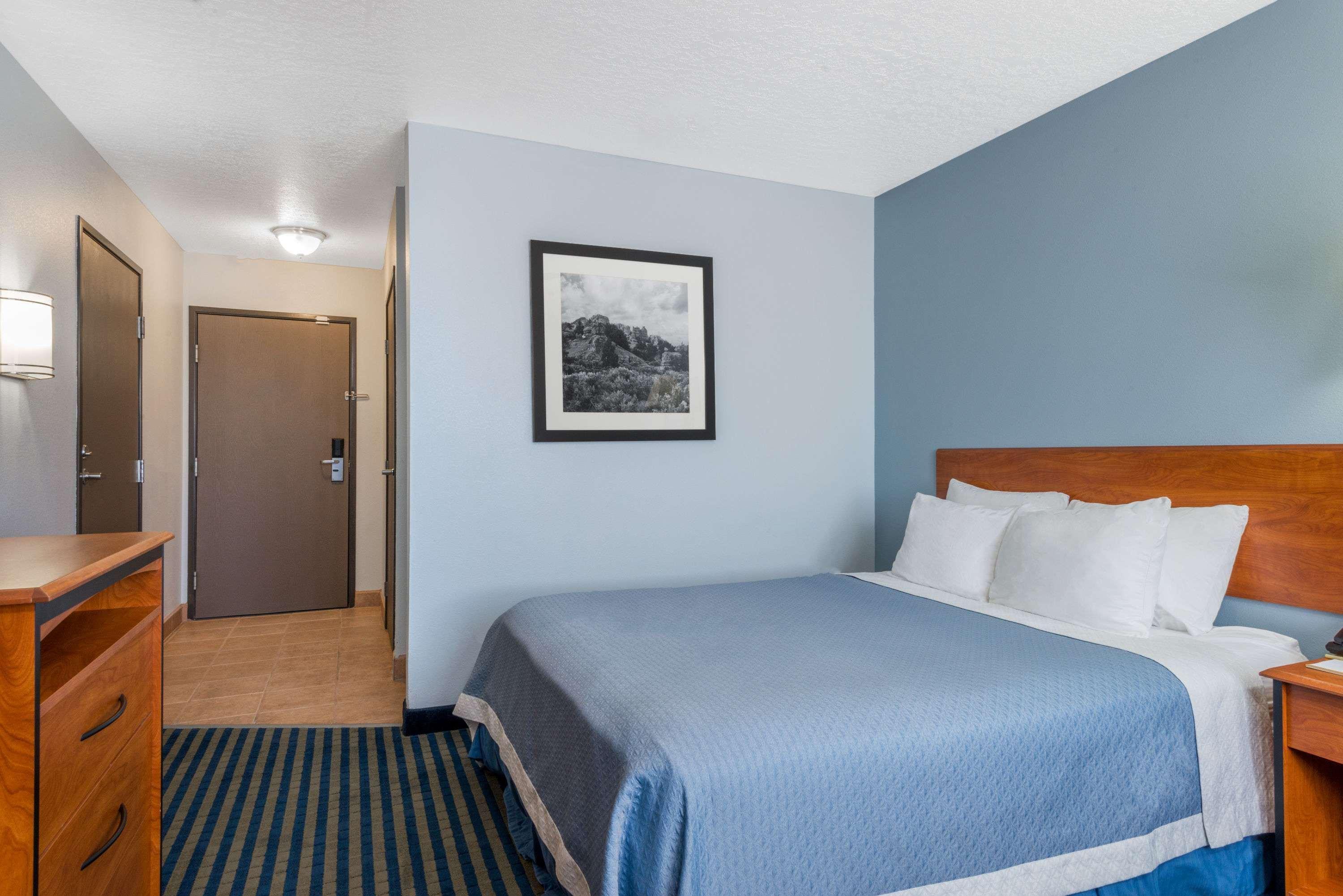 Days Inn By Wyndham Las Vegas Exterior photo